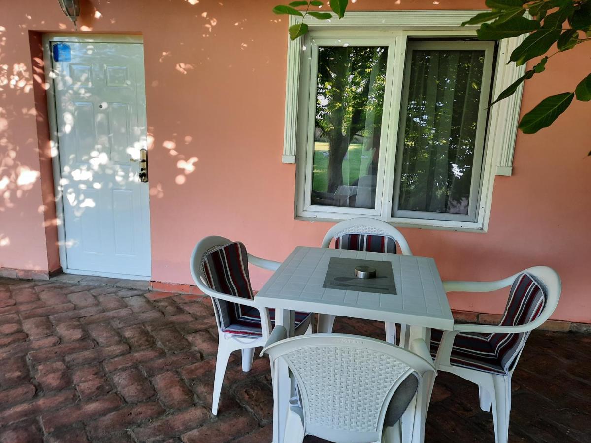 Villa Sunset Palic Exterior photo